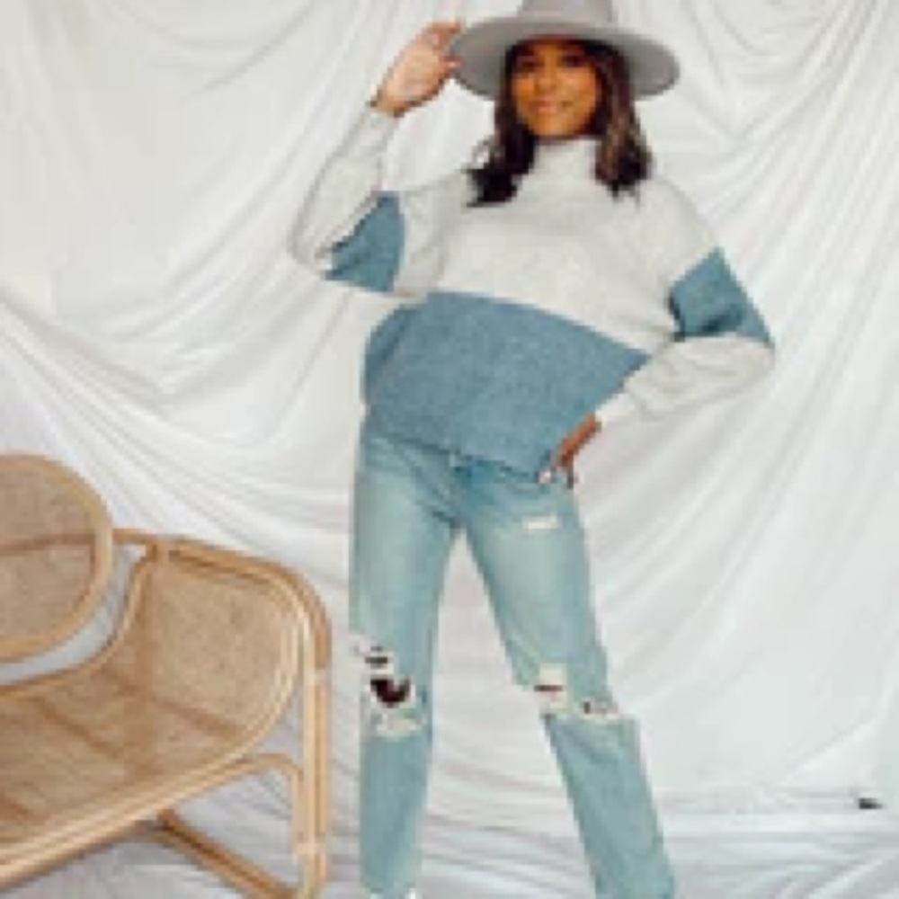 Vestique Grey and Blue Knit Turtleneck Sweater Size Small